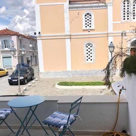 Anna'S Apartment Каламата Экстерьер фото