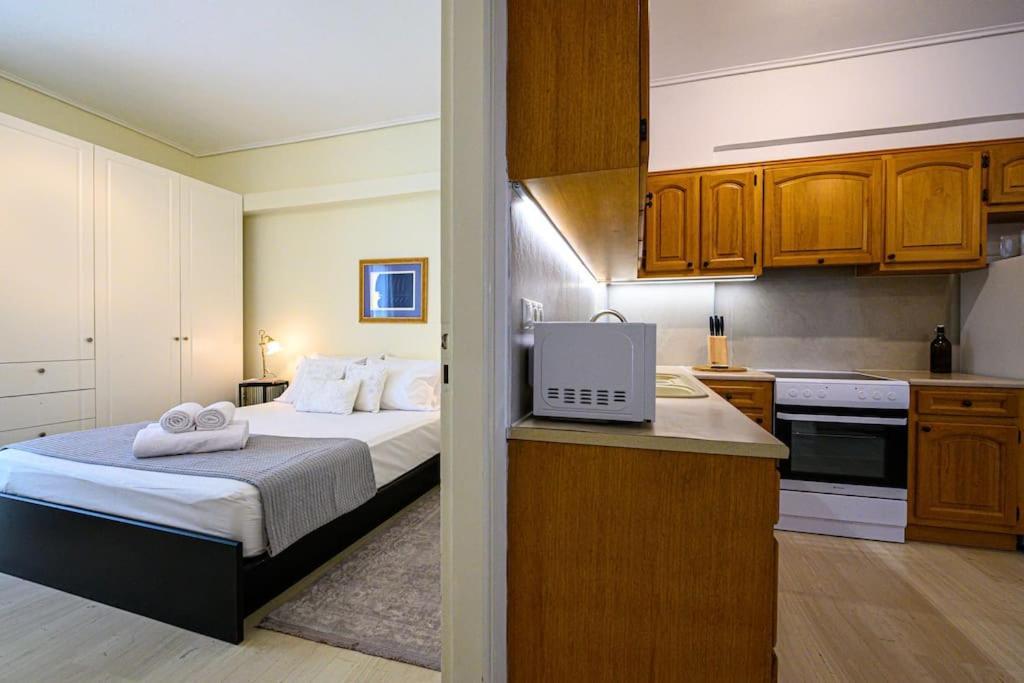 Anna'S Apartment Каламата Экстерьер фото
