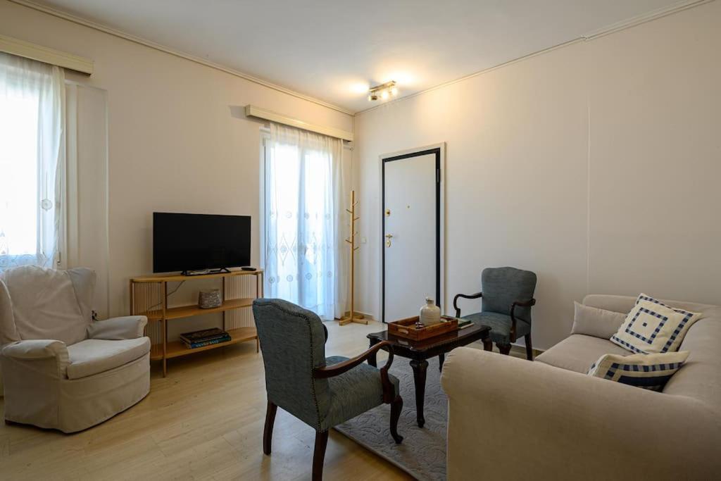 Anna'S Apartment Каламата Экстерьер фото