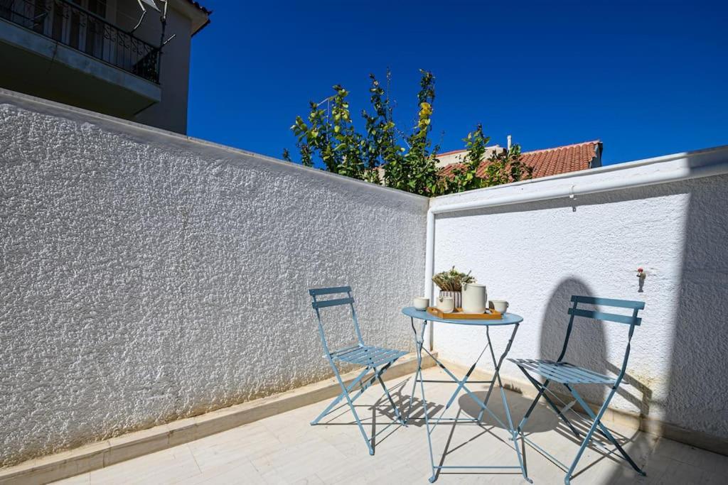Anna'S Apartment Каламата Экстерьер фото