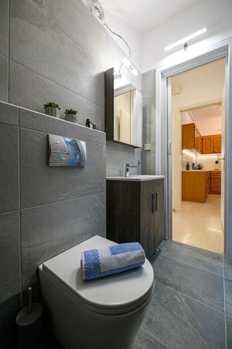 Anna'S Apartment Каламата Экстерьер фото
